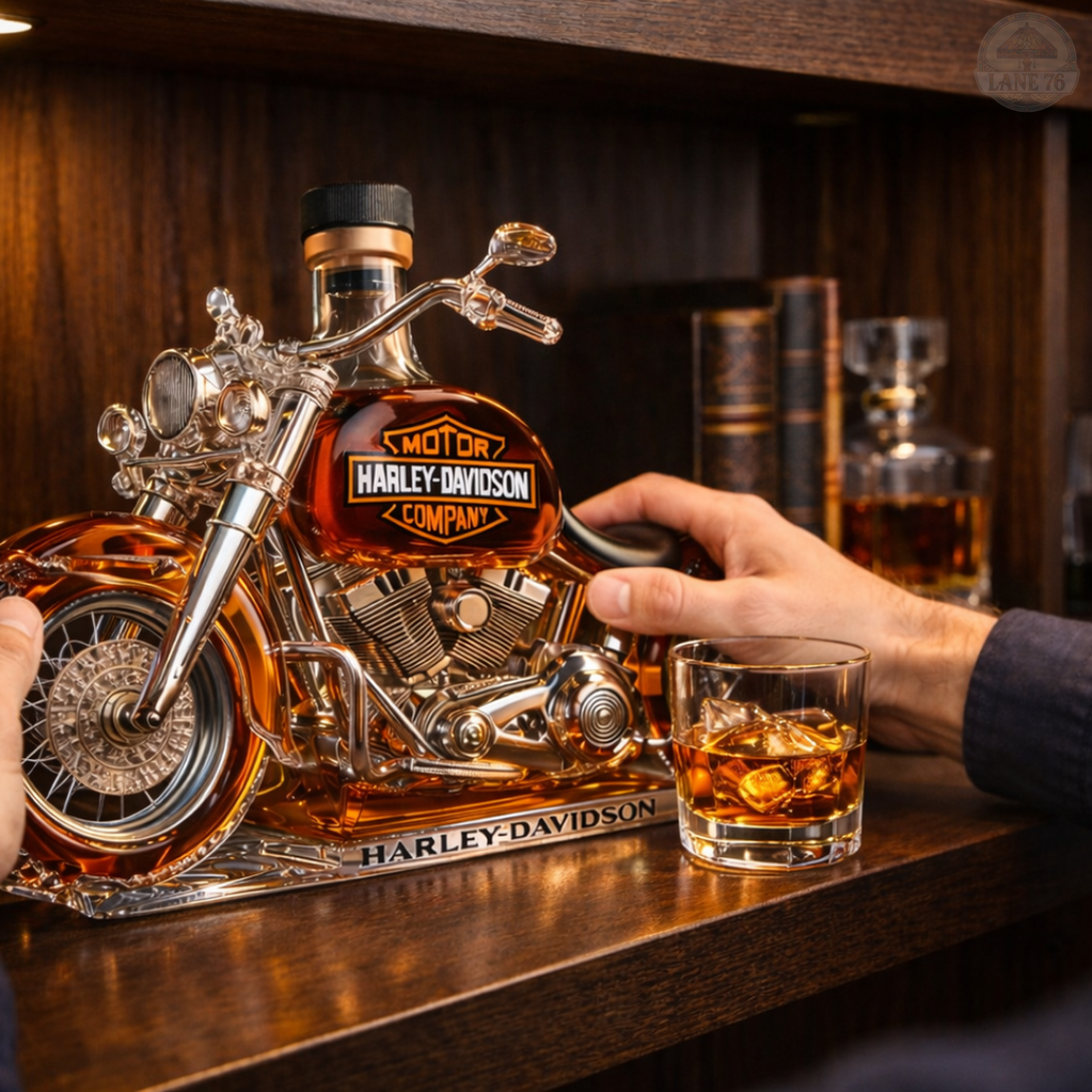 TARINA™ Viskikarahvi – Harley-Davidson